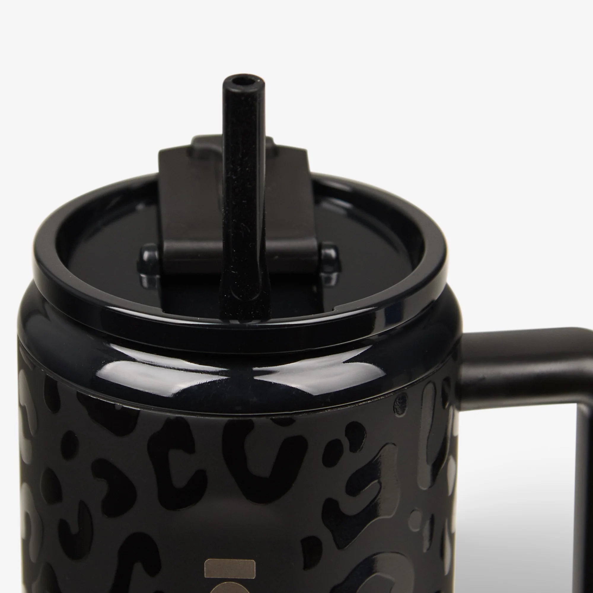 lgloo Outdoor ColdMax NFL 32 Oz Leopard Flip n Sip Travel Mug - Image 23
