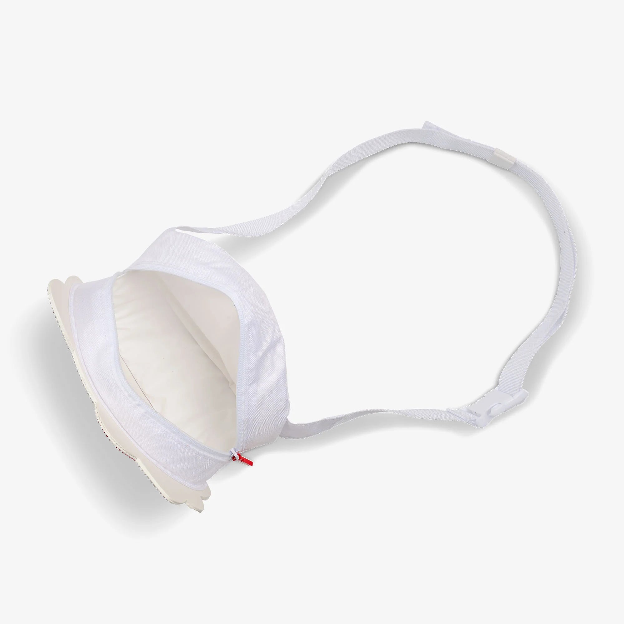 lgloo Outdoor ColdMax Hello Kitty Classic Fanny Pack - Image 3