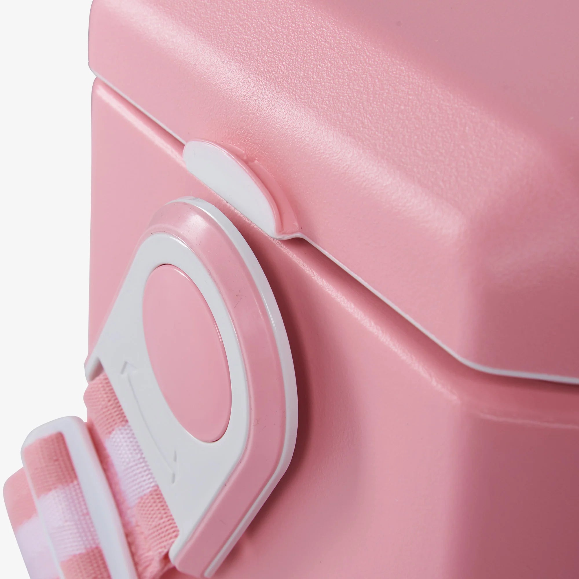 lgloo Outdoor ColdMax Tag Along Too Cooler - Image 53