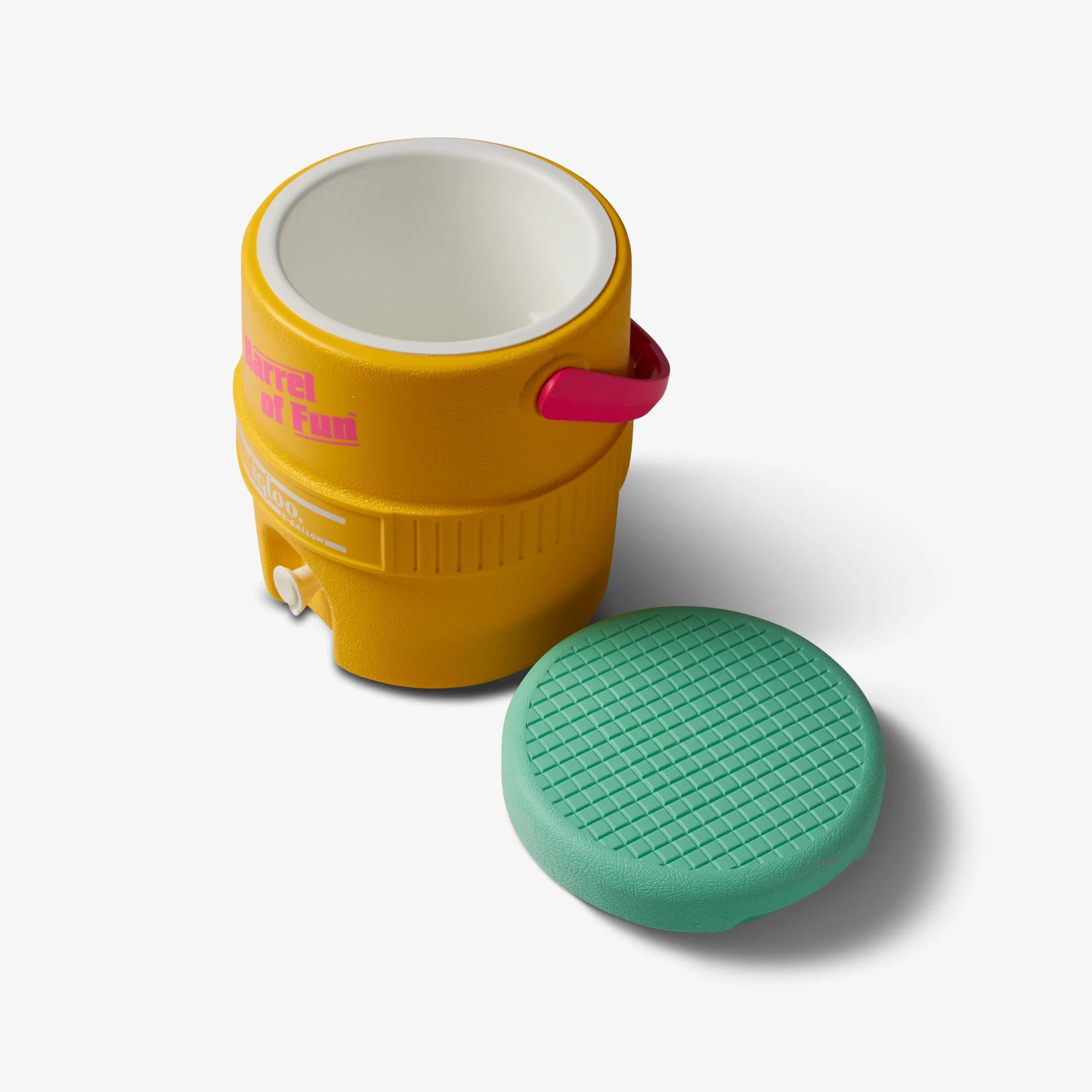 lgloo Outdoor ColdMax Retro Barrel of Fun 2 Gallon Jug - Image 60