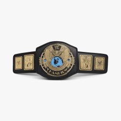 lgloo Outdoor ColdMax WWE Attitude Era Championship Fanny Pack Cooler